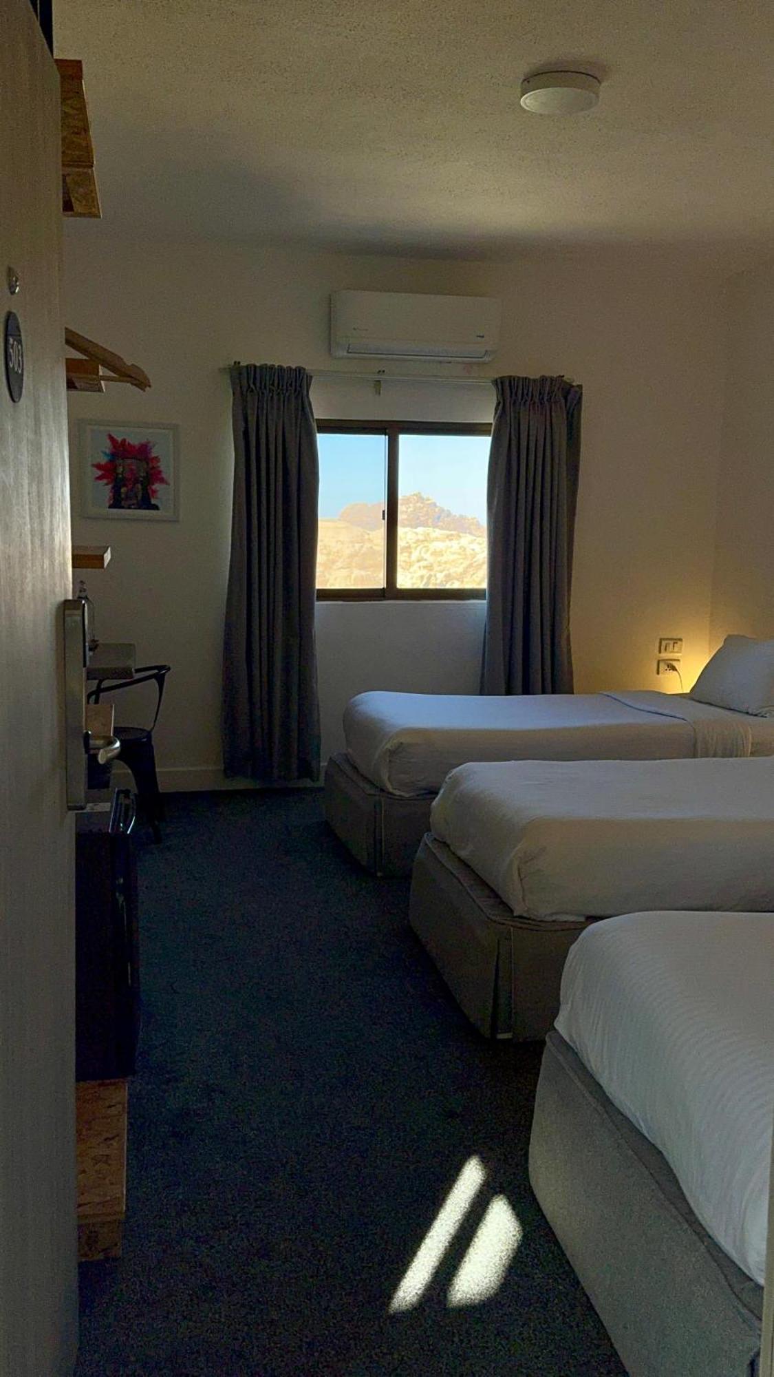 Nomads Hotel Petra Wadi Musa Luaran gambar